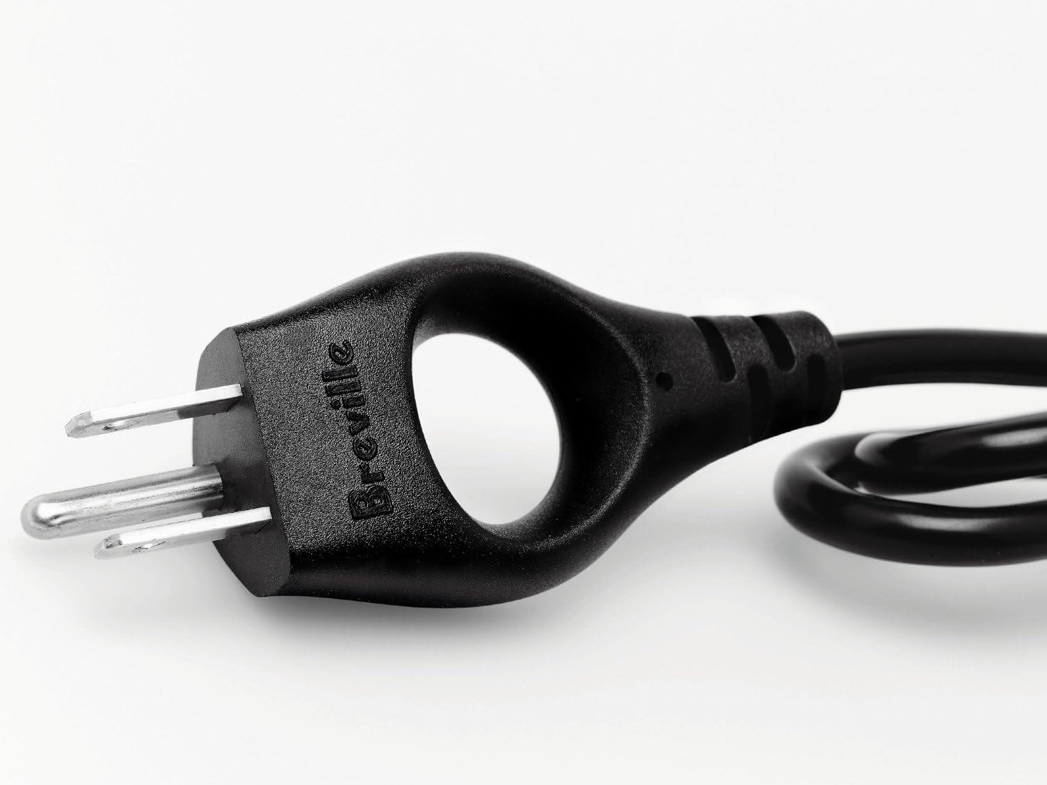 Breville plug with a hole in the center for easy pulling